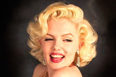 Marilyn Monroe Look A Like 3